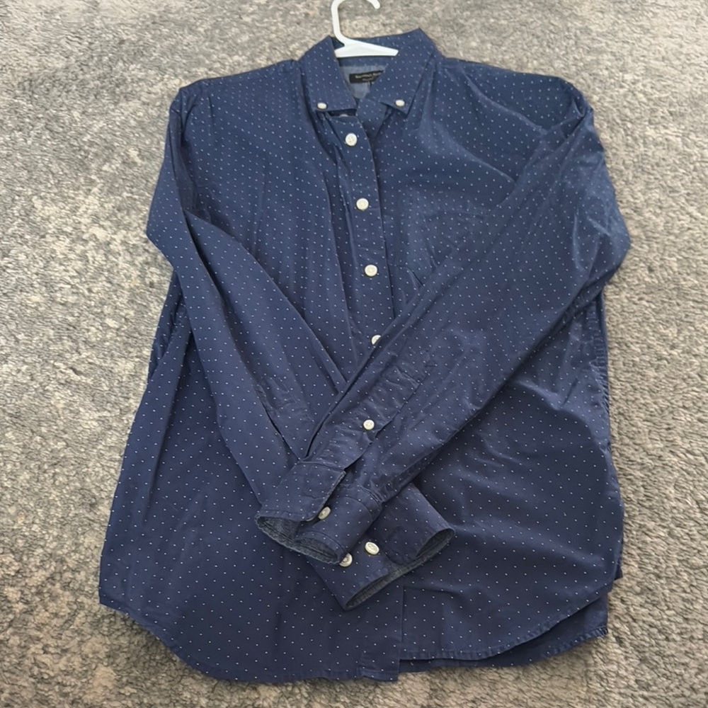 Banana Republic Blue Casual Button Down Shirt with Long Sleeves